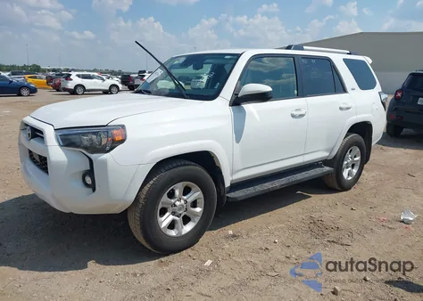 2024 Toyota 4Runner Sr5 from USA, damaged, VIN JTEMU5JR4R6246202
